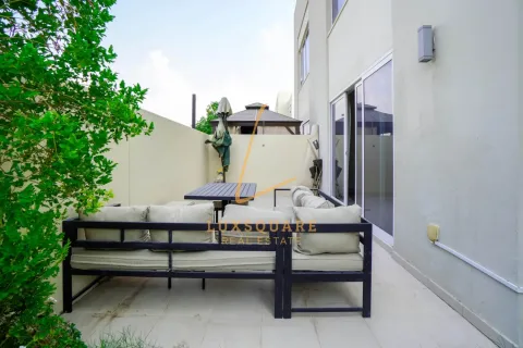 3 bedrooms Apartment in EMAAR South, UAE No. 156154 12