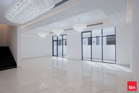 6 bedrooms Villa in Dubai, UAE No. 142539 7
