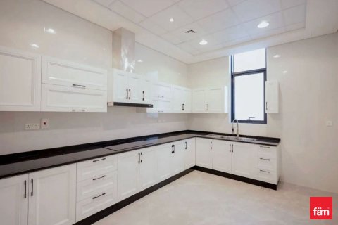 6 bedrooms Villa in Dubai, UAE No. 142539 13