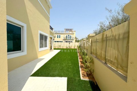 4 bedrooms Villa in Jumeirah Park Homes, UAE No. 147973 5