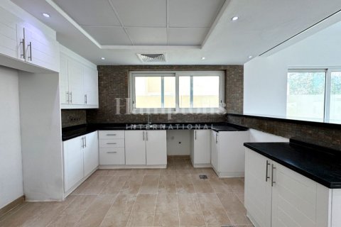 4 bedrooms Villa in Jumeirah Park Homes, UAE No. 147973 8