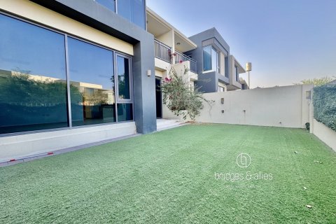4 bedrooms Villa in Dubai Hills Estate, UAE No. 142100