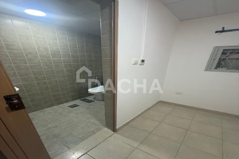 3 bedrooms Villa in District 15, UAE No. 186077 6