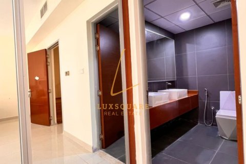 4 غرف نوم فيلا  رقم 133924 16