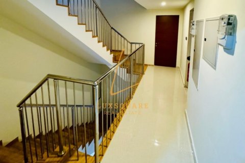 4 غرف نوم فيلا  رقم 133926 5