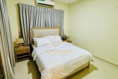 4 غرف نوم فيلا  رقم 133926 8