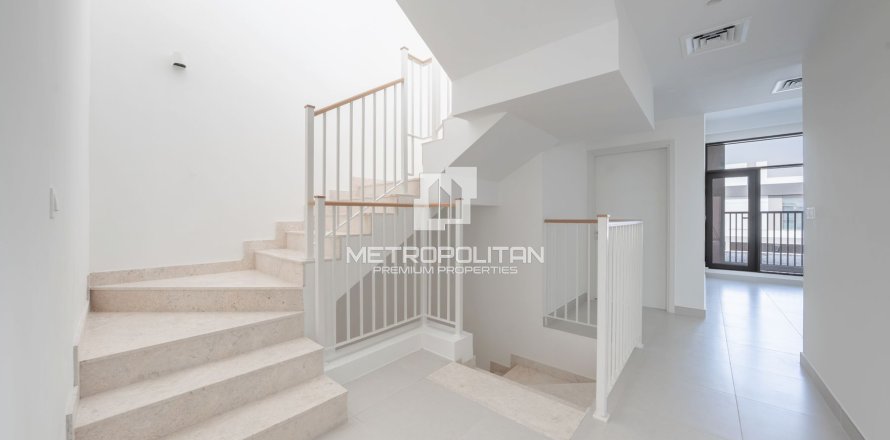 Townhouse de 4 dormitorios No. 129312