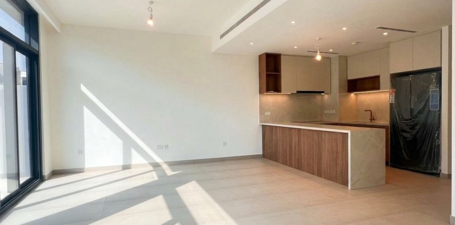 Townhouse de 3 chambres à Dubai, UAE No. 205576