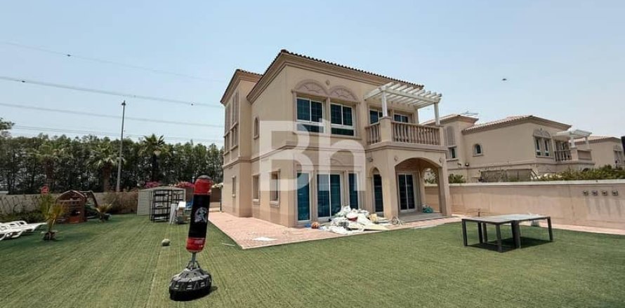 Villa de 2 dormitorios  No. 114770