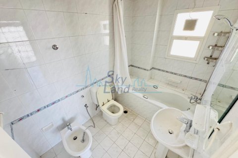 4 bedrooms Villa in Umm Suqeim, UAE No. 145038 23