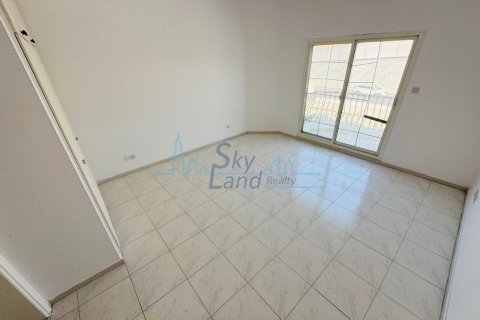 4 bedrooms Villa in Umm Suqeim, UAE No. 145038 6