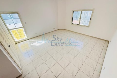 4 bedrooms Villa in Umm Suqeim, UAE No. 145038 4