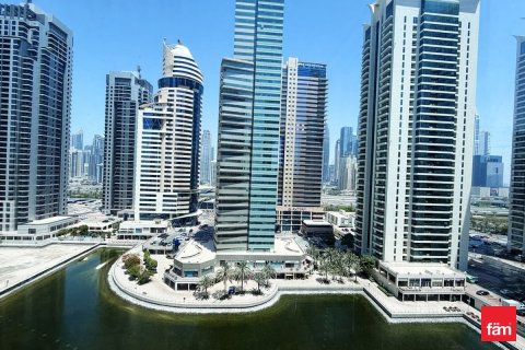 Appartement de 2 chambres à Dubai, UAE No. 162740 3