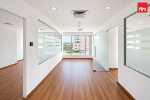 90.4m² Office in Dubai, UAE No. 199351 9