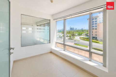90.4m² Office in Dubai, UAE No. 199351 6