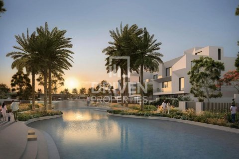 4 bedrooms Villa in Dubai, UAE No. 191210 4