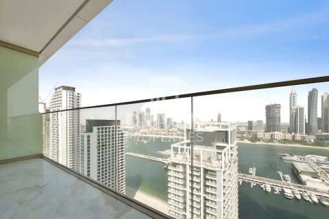 Квартира с 1 спальней в EMAAR Beachfront, ОАЭ №191606 3