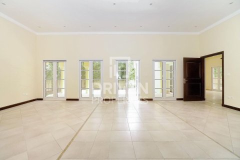 4 bedrooms Villa in The Villa, UAE No. 190067 3