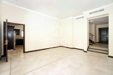 4 bedrooms Villa in The Villa, UAE No. 190067 6