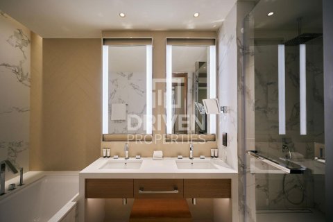 Квартира с 3 спальнями в The Address Residences Dubai Opera, ОАЭ №190070 18