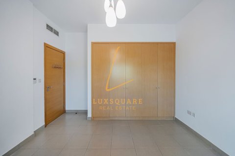 Villa de 3 dormitorios No. 127494 8