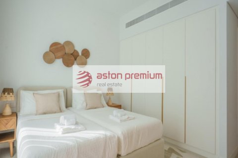 Квартира с 2 спальнями в Джумейра Бич Резиденс, ОАЭ №132489 17