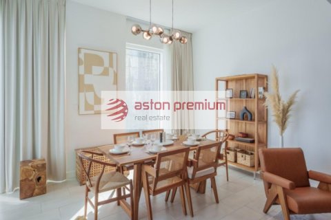 Квартира с 2 спальнями в Джумейра Бич Резиденс, ОАЭ №132489 11