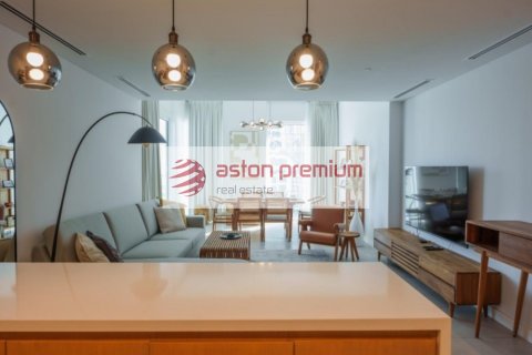 Квартира с 2 спальнями в Джумейра Бич Резиденс, ОАЭ №132489 9