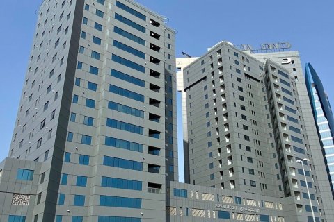 EXECUTIVE BAY TOWERS  No. 69613