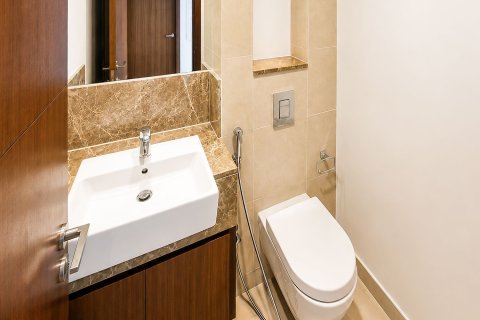 Apartment de 2 dormitorios en The Hills, UAE No. 202926 11