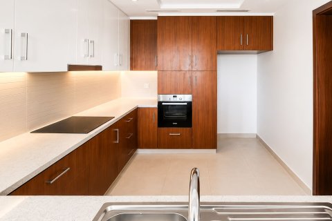 Apartment de 2 dormitorios en The Hills, UAE No. 202926 3