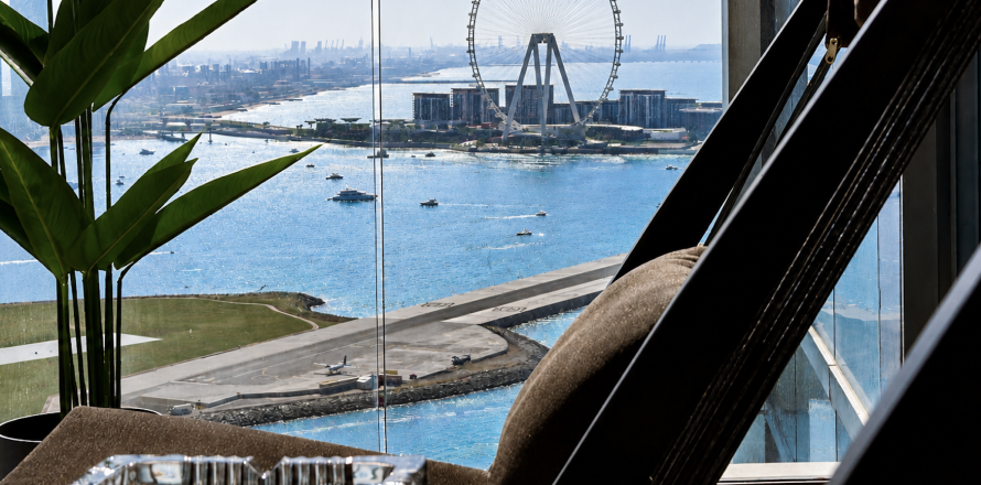 Appartement de 1 chambre à EMAAR Beachfront, UAE No. 208838