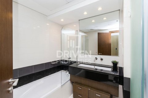 Appartement de 2 chambres à The Lofts, UAE No. 202122 7
