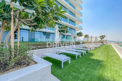 Appartement de 1 chambre à EMAAR Beachfront, UAE No. 202127 4