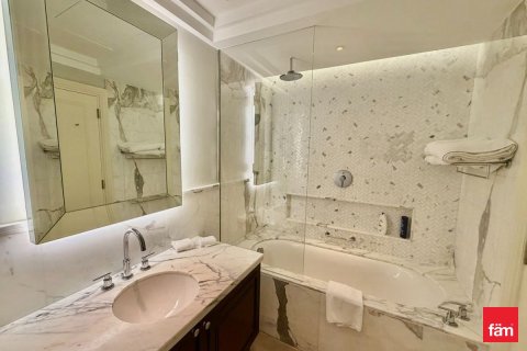 2 bedrooms Apartment in Downtown Dubai (Downtown Burj Dubai), UAE No. 161841 12