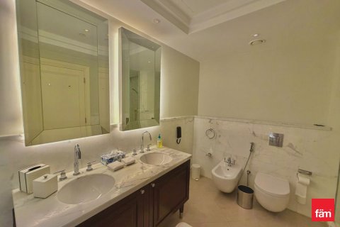 2 bedrooms Apartment in Downtown Dubai (Downtown Burj Dubai), UAE No. 161841 10