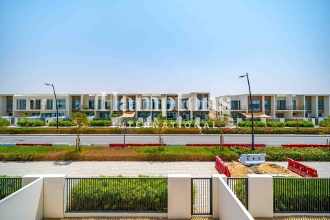 3 bedrooms Townhouse in Al Manara, UAE No. 144013 3