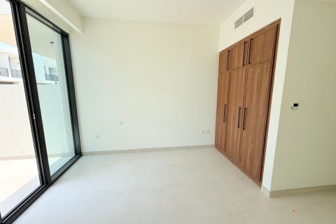 Villa de 4 dormitorios en Town Square, UAE No. 154474