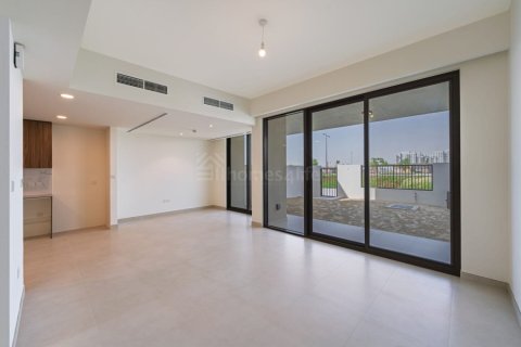 Villa de 4 dormitorios en Town Square, UAE No. 154473 19