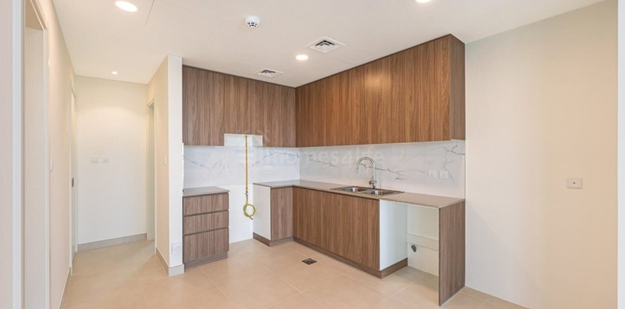 Villa de 4 dormitorios en Town Square, UAE No. 154473