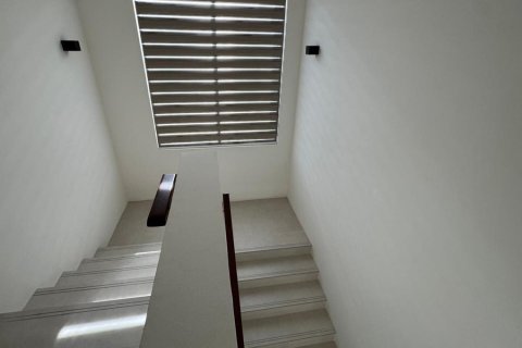 Townhouse de 3 dormitorios en Town Square, UAE No. 154472 9