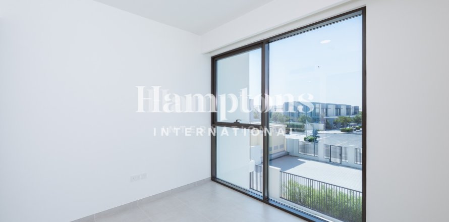 Townhouse de 3 dormitorios en Al Manara, UAE No. 167172