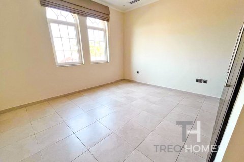3 غرف نوم فيلا في Legacy, الإمارات العربية المتحدة رقم 81818 16