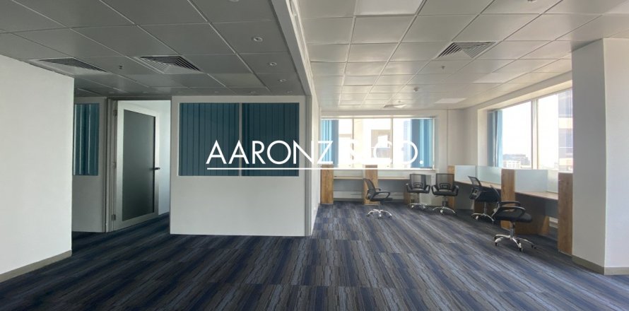179مربع، مكتب في Sheikh Zayed Road, الإمارات العربية المتحدة رقم 111851
