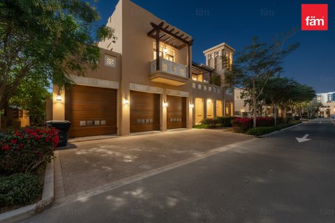 6 bedrooms Villa in Al Furjan, UAE No. 148532 20