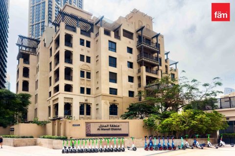 Квартира с 2 спальнями в Old Town, ОАЭ №148527 24