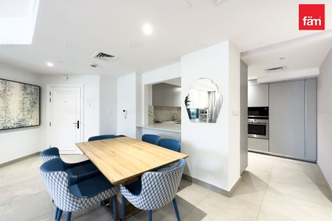 Квартира с 2 спальнями в Old Town, ОАЭ №148527 8