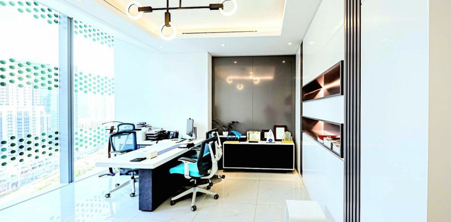 379.8مربع، مكتب في الخليج التجاري, الإمارات العربية المتحدة رقم 148531