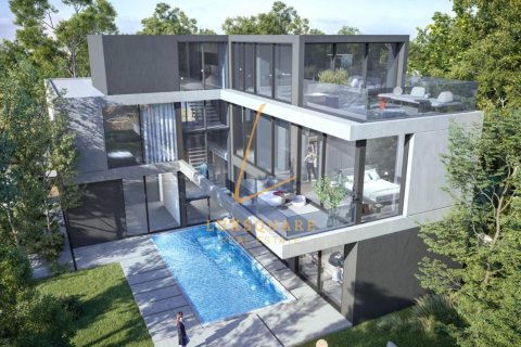 Вилла с 5 спальнями в Tilal City, ОАЭ №149928