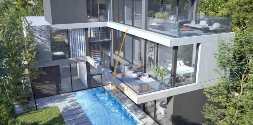 Villa de 5 chambres à Tilal City, UAE No. 149928